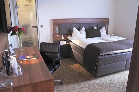 SchlossBad Wilhelmshöhe - 73