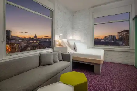 YOTEL San Francisco - 10