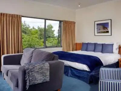 Saxton Lodge - 25