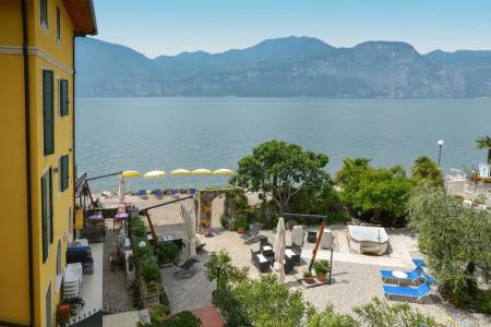 Lake Front Brenzone - 65