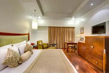 Hindusthan International - 40