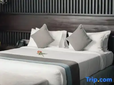 Giraffe Ocean View - 43