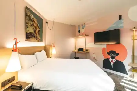 ibis Styles Lyon Confluence - 79