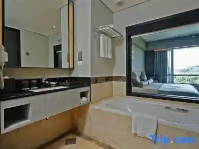 The Pacific Sutera - 115
