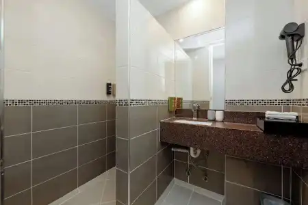 Madison Plaza Townsville - 55
