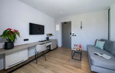 Myrion Beach Resort & Spa - Adults Only - 5