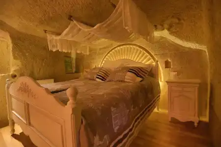 Iris Cave Cappadocia - 12