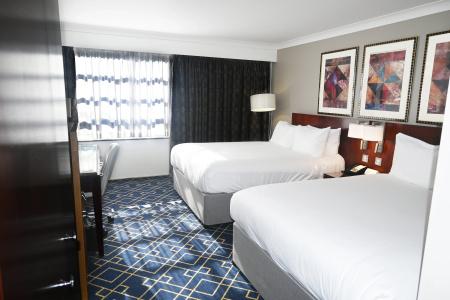 Crowne Plaza Liverpool - John Lennon Airport by IHG - 6