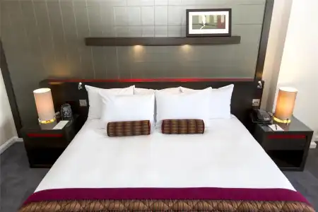 Hilton London Canary Wharf - 49