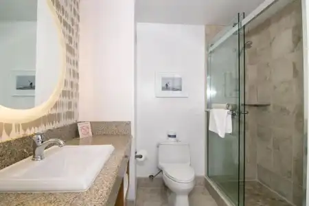 Ocean Park Inn - 41