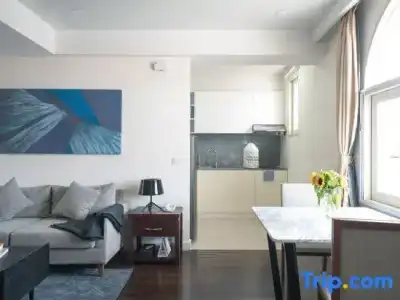 Central Mansions Serviced Apartment - 49