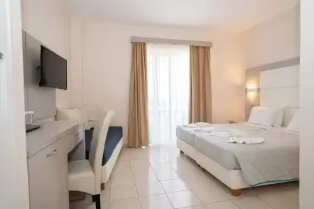 Costa Angela - 39