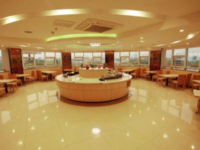 GreenTree Inn Jiangsu Suzhou Shengze Business - 12