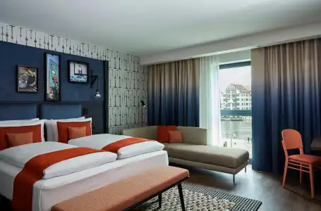 Indigo Berlin - East Side Gallery by IHG - 50