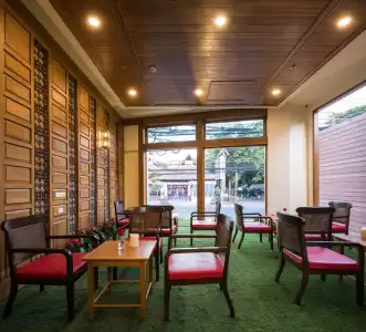 Peak Nimman Prestige - 23
