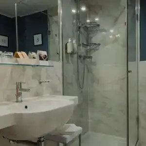 Universal Terme - 24