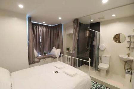 The LOL Elephant Hostel - 54