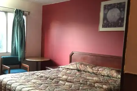 Best Value Inn by OYO Portland OR South East - 4