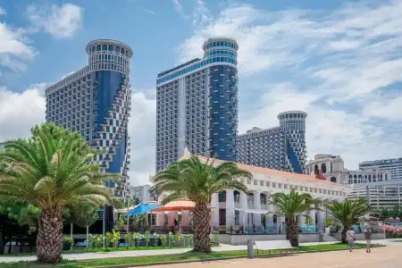 Orbi Sea Towers Official - 10