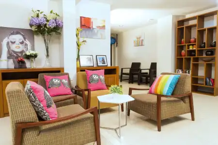 Chic n Chill Bed & Breakfast - 9