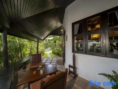 Chaweng Bayview Resort - 302