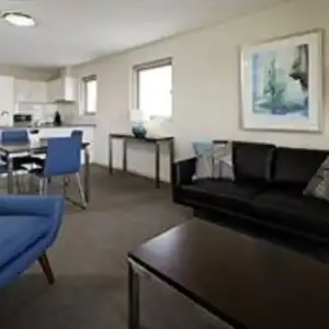 Baileys Serviced Apartments - 34