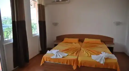 Diva House - 0