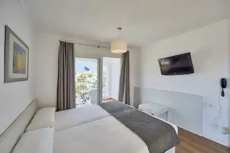 OLA Apartamentos Cala d' Or - 66