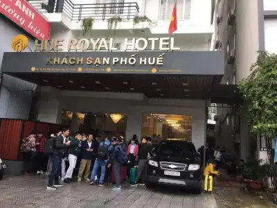 Hue Royal - 15