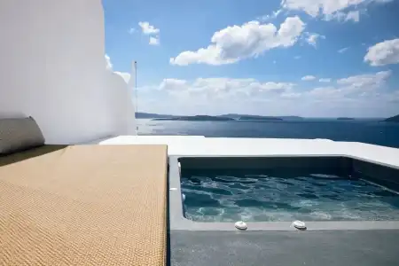 Allure Breeze Suites - 184