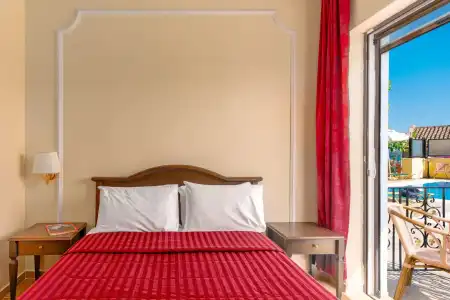 Corfu Secret - 100
