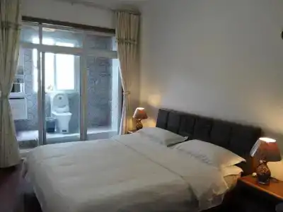 Mama Naxi Guesthouse - 1