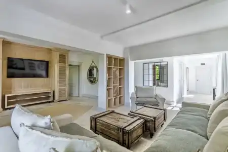 Castro Mesembria Boutique - 61