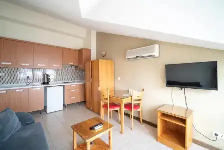 Fora Apart - 60