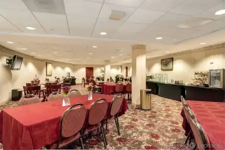 Best Western Plus Boston - 12