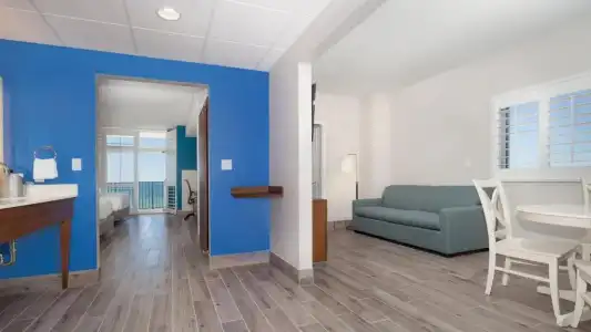 Holiday Inn Express & Suites Panama City Beach - Beachfront by IHG - 140