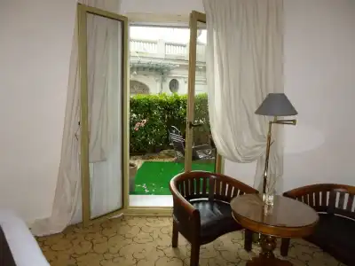 Hôtel du Petit Palais - 6