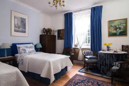 Dawson Place, Juliette's Bed and Breakfast - 40