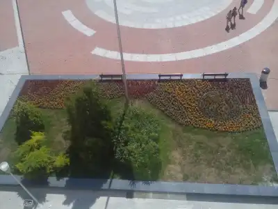 Opera Plaza - 12