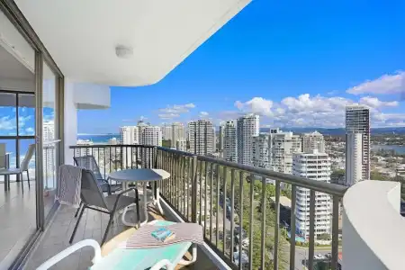 De Ville Apartments - 203