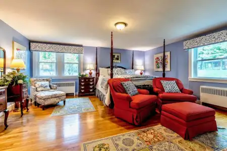 Wilburton Inn - 293