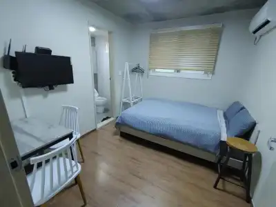 KW Hongdae Line Hostel - 28