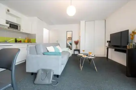 Nemea Appart Home Suite Nancy Centre - 16