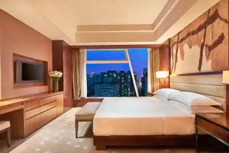 DoubleTree by Hilton Beijing - 4