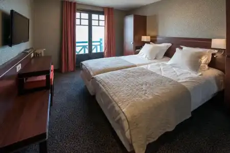 Hôtel Ambassadeurs - 49