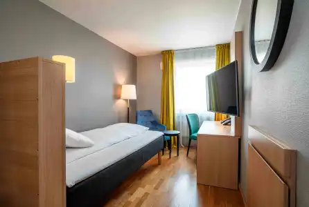 Thon Lillestrøm - 17