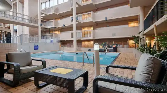 Coast Calgary University Area by APA - 23