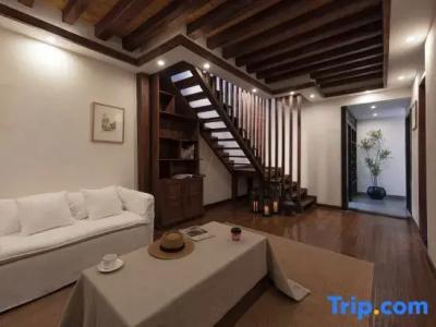 Lijiang Gemmer - 108