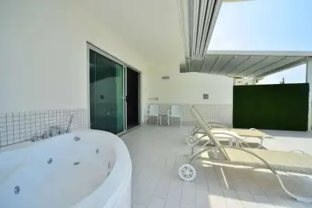 White City Resort - 14