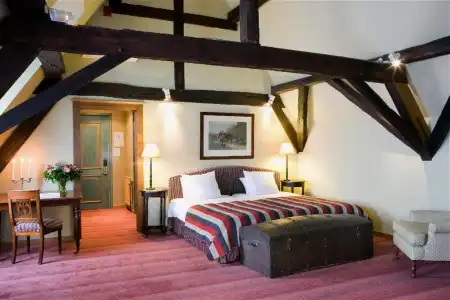 Martin's Relais - 74